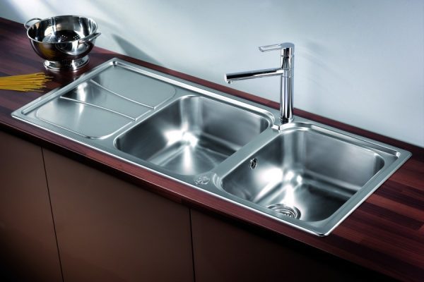 Zeta 215 Double Bowl Sink with Drainer Lifestyle